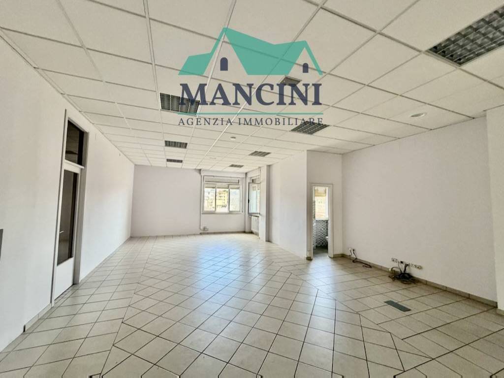 Appartamento a Jesi in MURA OCCIDENTALI - Foto 3