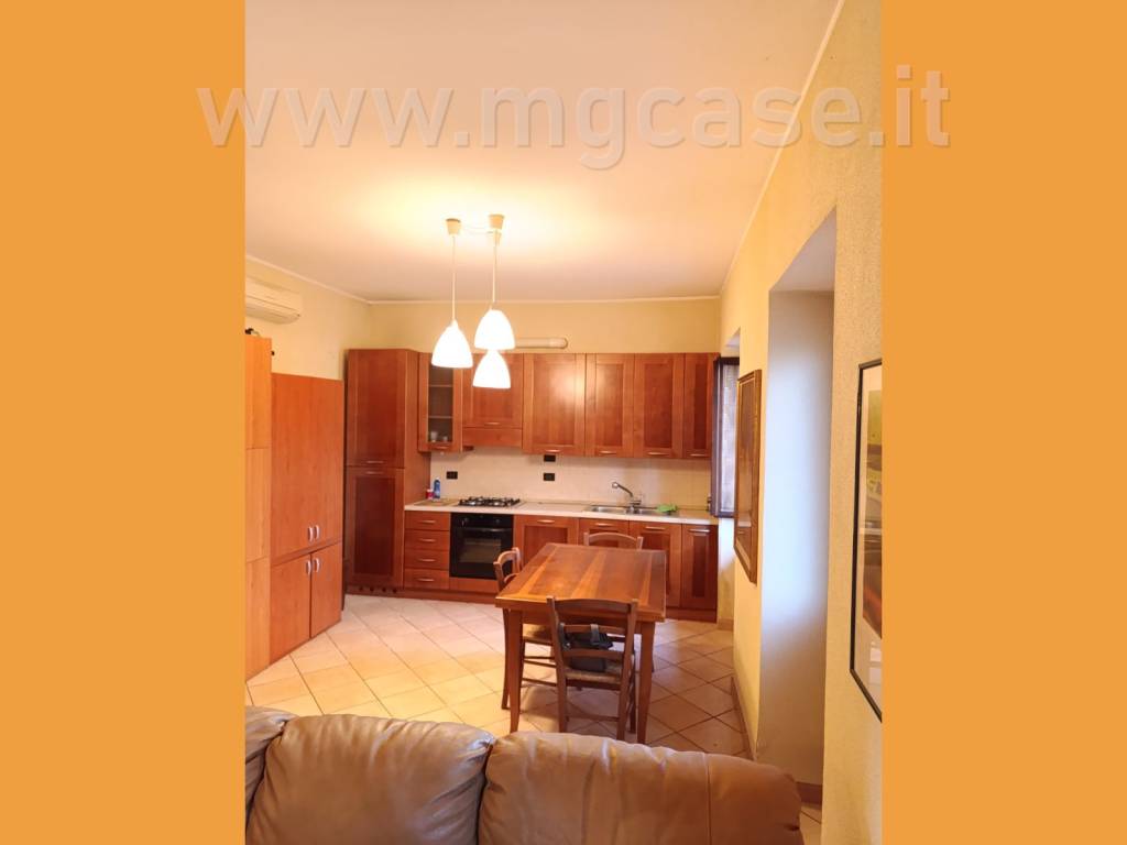 Appartamento a Sesto calende in Via Sant'Anna - Foto 4
