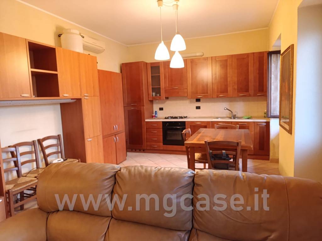 Appartamento a Sesto calende in Via Sant'Anna - Foto 5