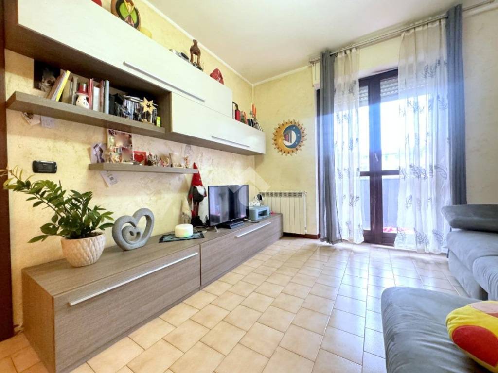 Appartamento a Cesate in Via silone, 4 - Foto 4