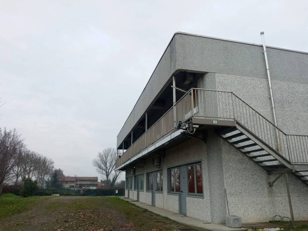Palazzo / stabile a Sorbolo mezzani in Via Cavaliere Sante Bertoluzzi - Foto 3