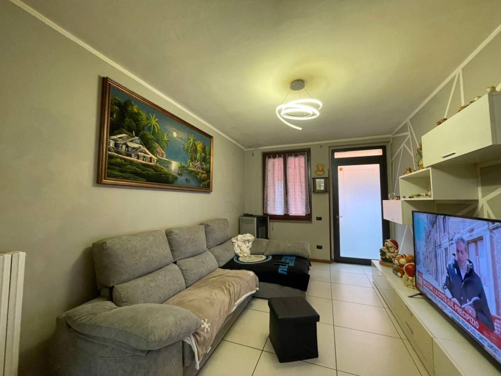 Appartamento a Crespiatica in Via Roma - Foto 4