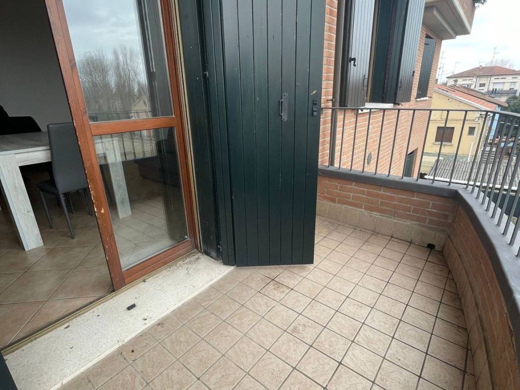 Appartamento a Mirandola in Via Isonzo - Foto 4
