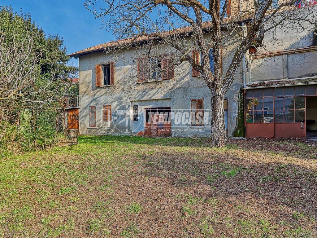 Villa a Varese in Via Nino Bixio - Foto 2