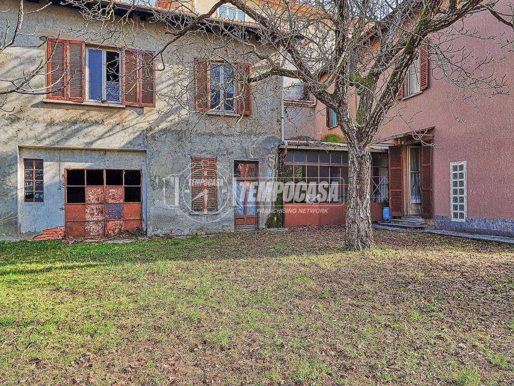 Villa a Varese in Via Nino Bixio - Foto 3