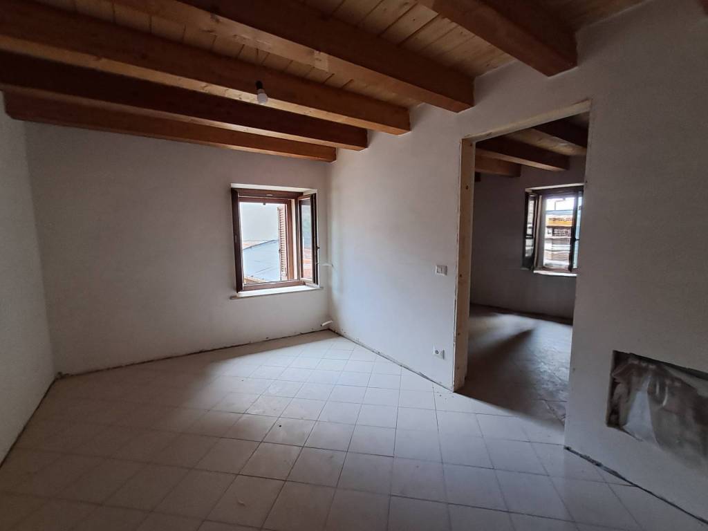 Casa indipendente a Rotella in via Annibal Caro, 5 - Foto 2