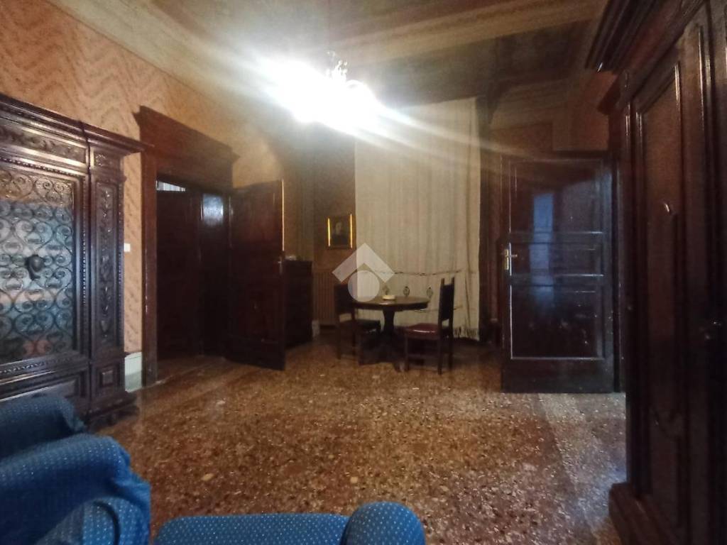 Palazzo / stabile a Massa lombarda in Via Gian Battista Bassi, 18 - Foto 4