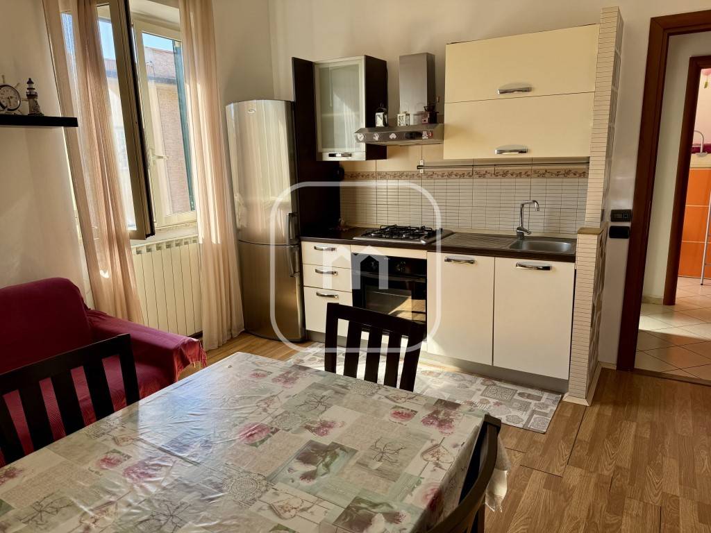 Appartamento a Pomezia in Lungomare delle Meduse, 327 - Foto 3