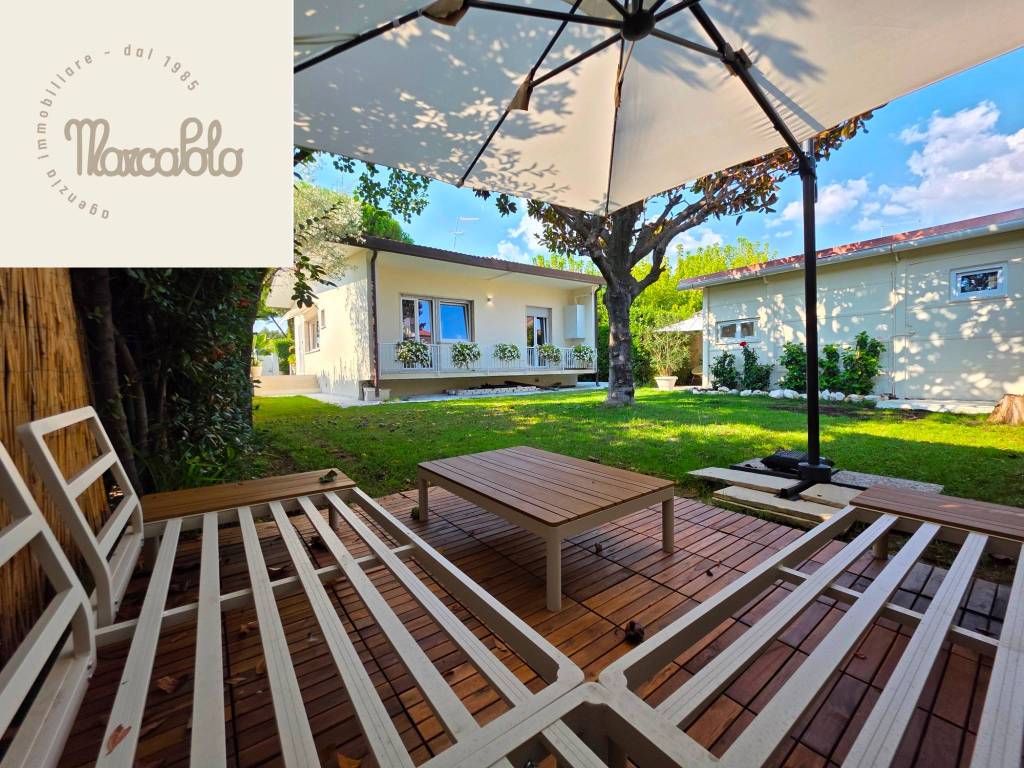 Villa a Forte dei marmi in Via Lorenzo Quartieri - Foto 4