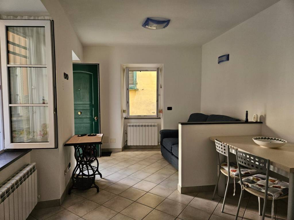 Appartamento a Borzonasca in Piazza Stefano Botto, 13 - Foto 4