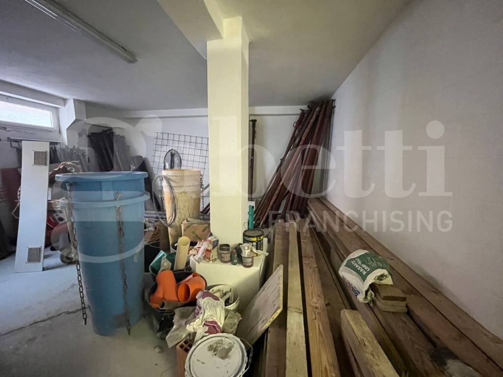 Box / garage a Spotorno in Via delle strette - Foto 4