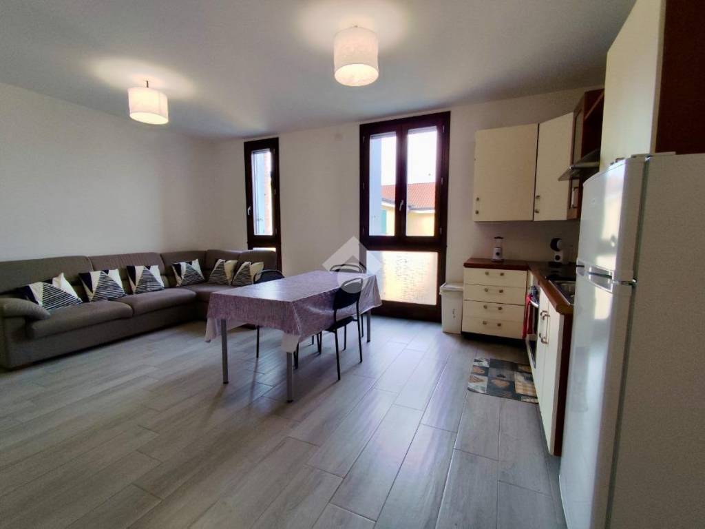 Appartamento a Novellara in Viale Montegrappa, 3 - Foto 3