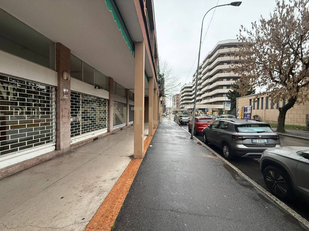 Immobile a Rho in Viale Filippo Meda , 27 - Foto 4