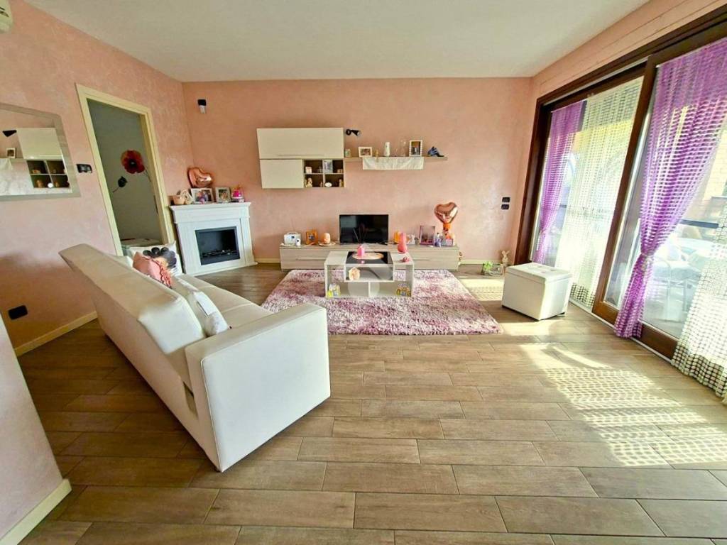 Appartamento a Burago di molgora in Via Cascina Baraggia, 1 - Foto 4