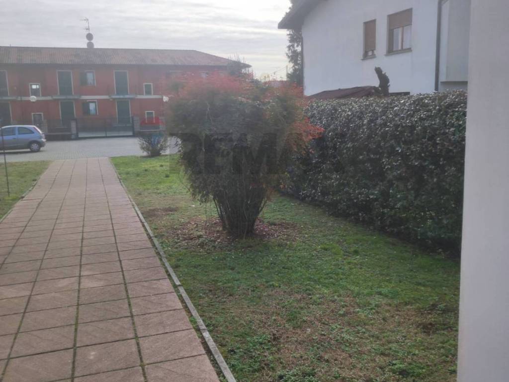 Appartamento a Varallo pombia in VIA DON GNOCCHI, 18 - Foto 5