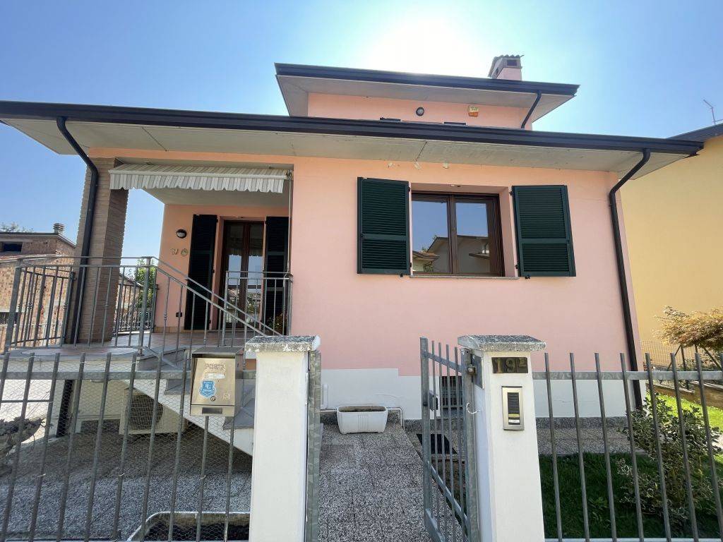 Villa a Rivergaro in Via Ludovico Ariosto - Foto 3