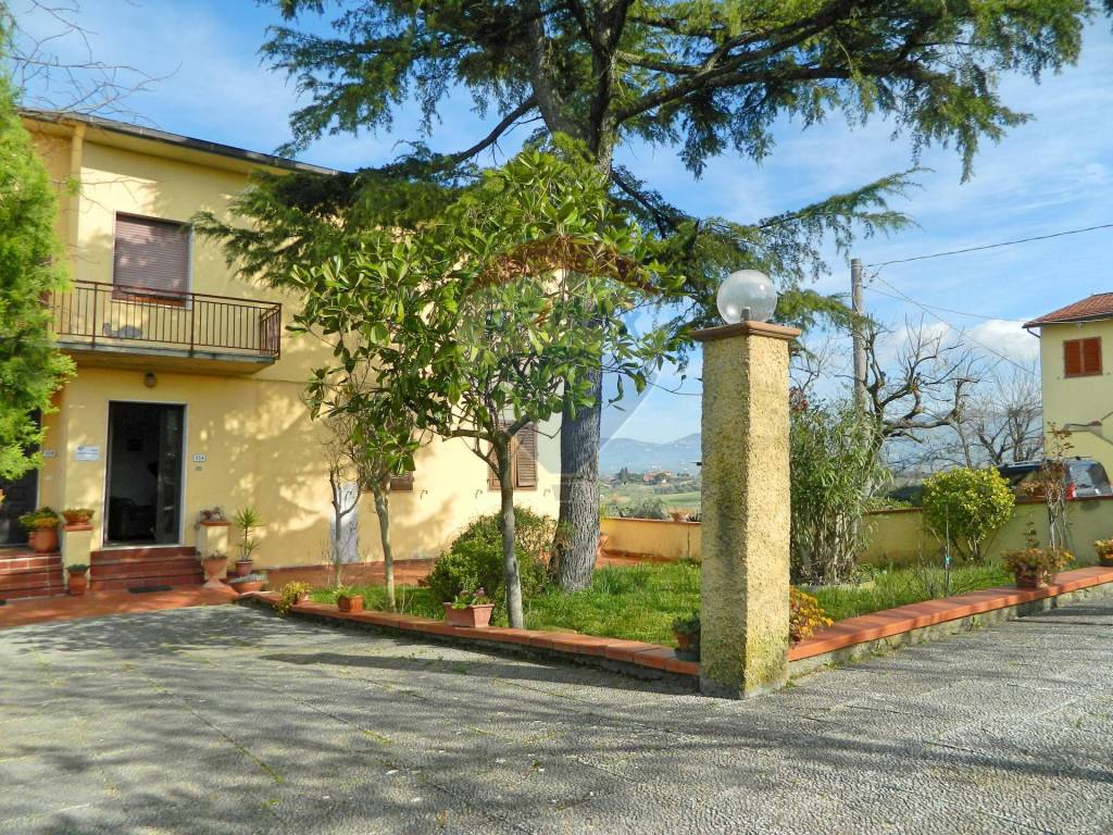 Appartamento a Vinci in VIA CERRETANA, 134 - Foto 2