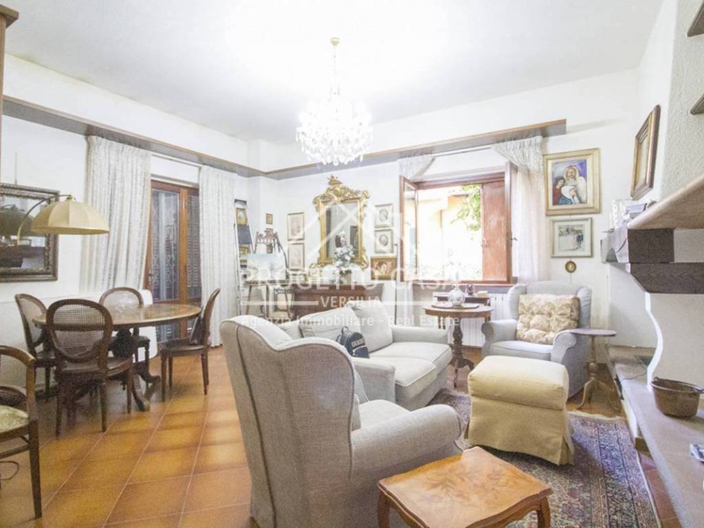 Villa a Viareggio in Via Lelio Giusti - Foto 2