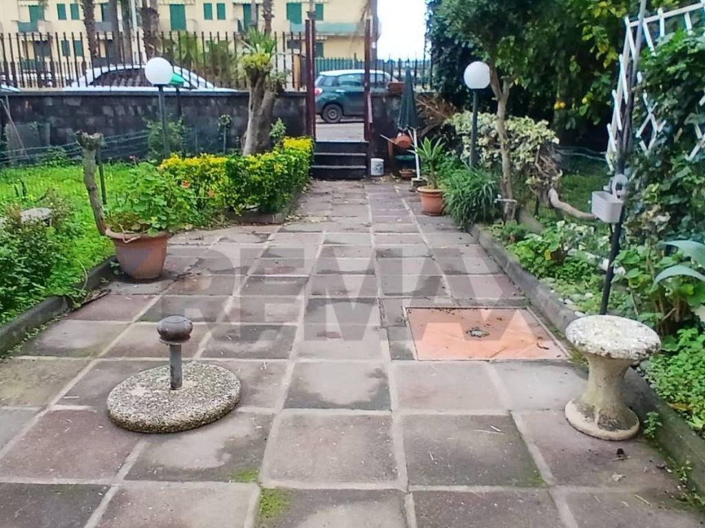 Casa indipendente a Mascali in via traversa VI, 5 - Foto 3