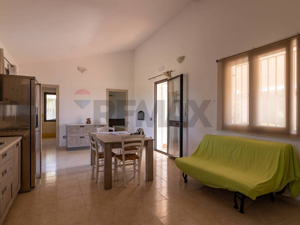 Casa indipendente a Cassaro in C.da Giambra - Foto 5