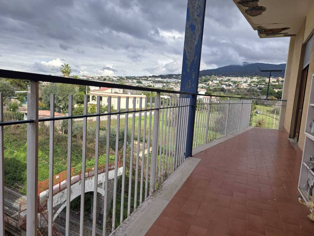 Appartamento a Torre del greco in Via Cimaglia - Foto 2