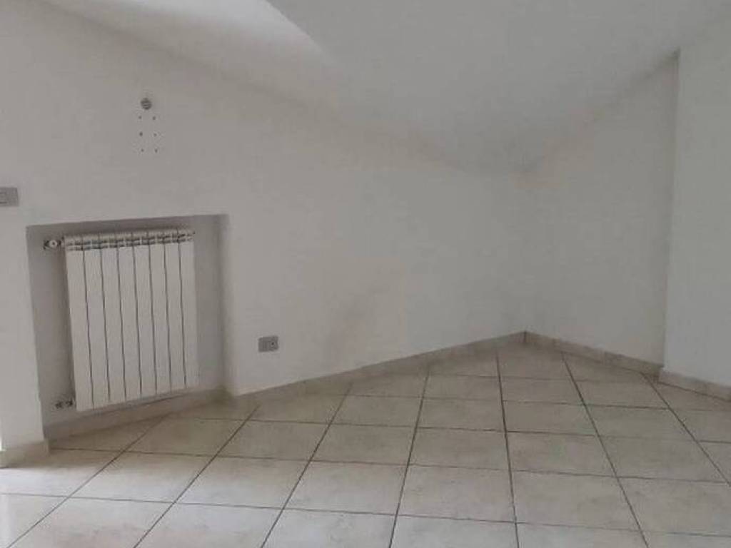 Appartamento a Eboli in Via Fontanelle S.N.C. - Foto 4