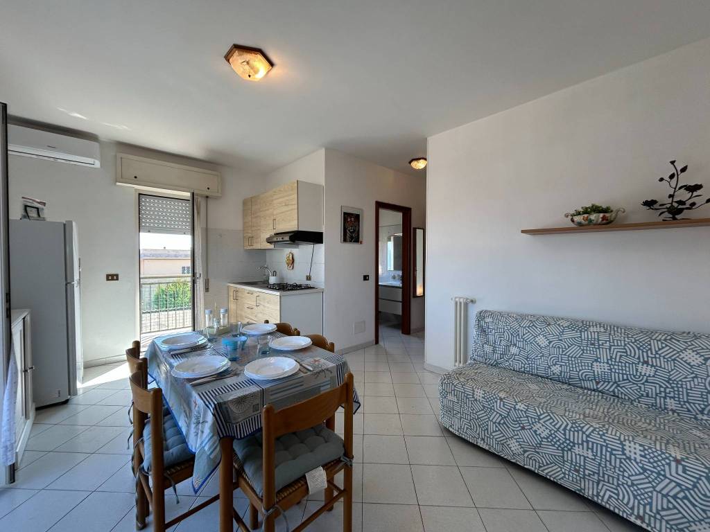 Appartamento a San felice circeo in Via Barone Giacchetti, 2 - Foto 2