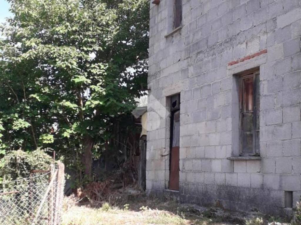 Terreno a Gualdo tadino in Loc. Casale - Foto 3