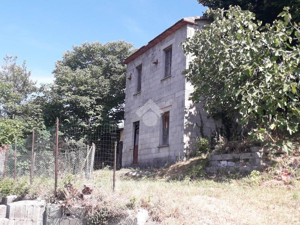 Terreno a Gualdo tadino in Loc. Casale - Foto 4