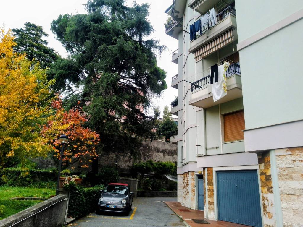 Appartamento a Genova in Viale Villa Chiesa, 6 - Foto 2