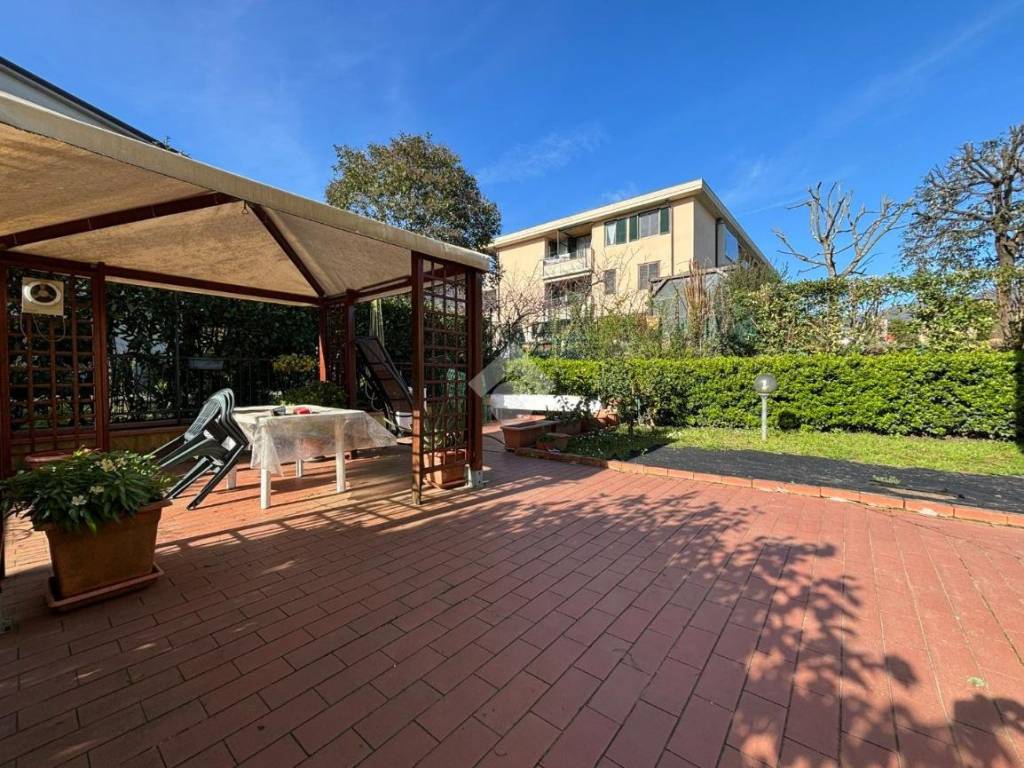 Appartamento a Sarzana in Via Privata Prinelli Nello, 19 - Foto 2