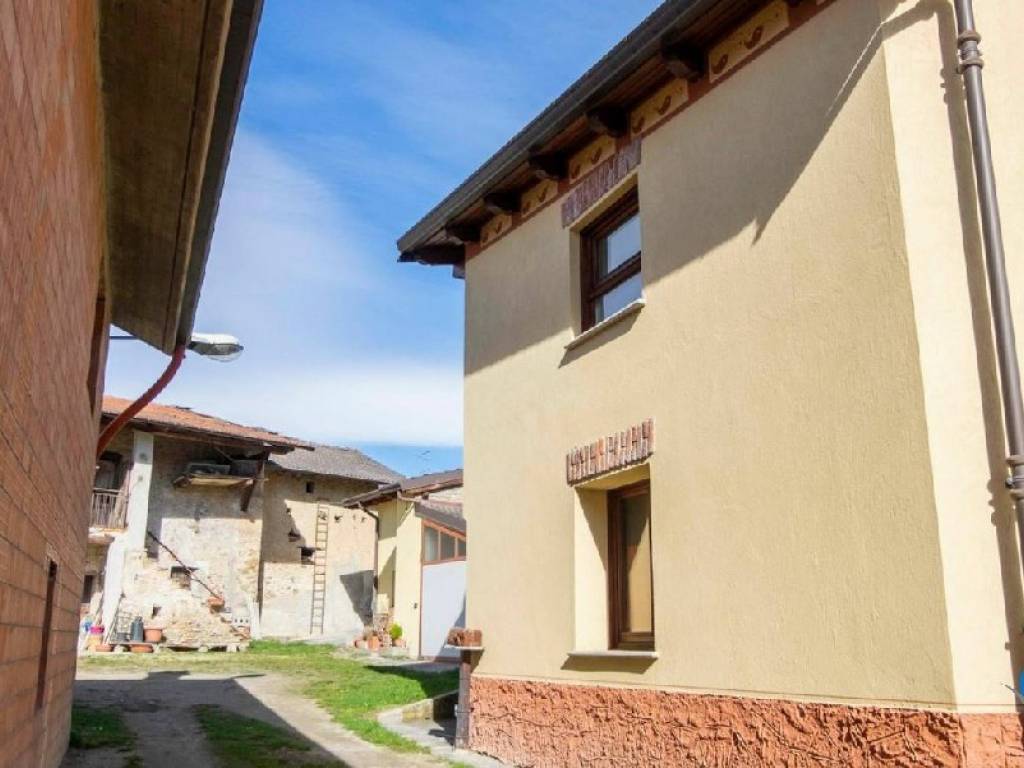 Villa a Roccabruna in Strada Hans Clemer - Foto 2