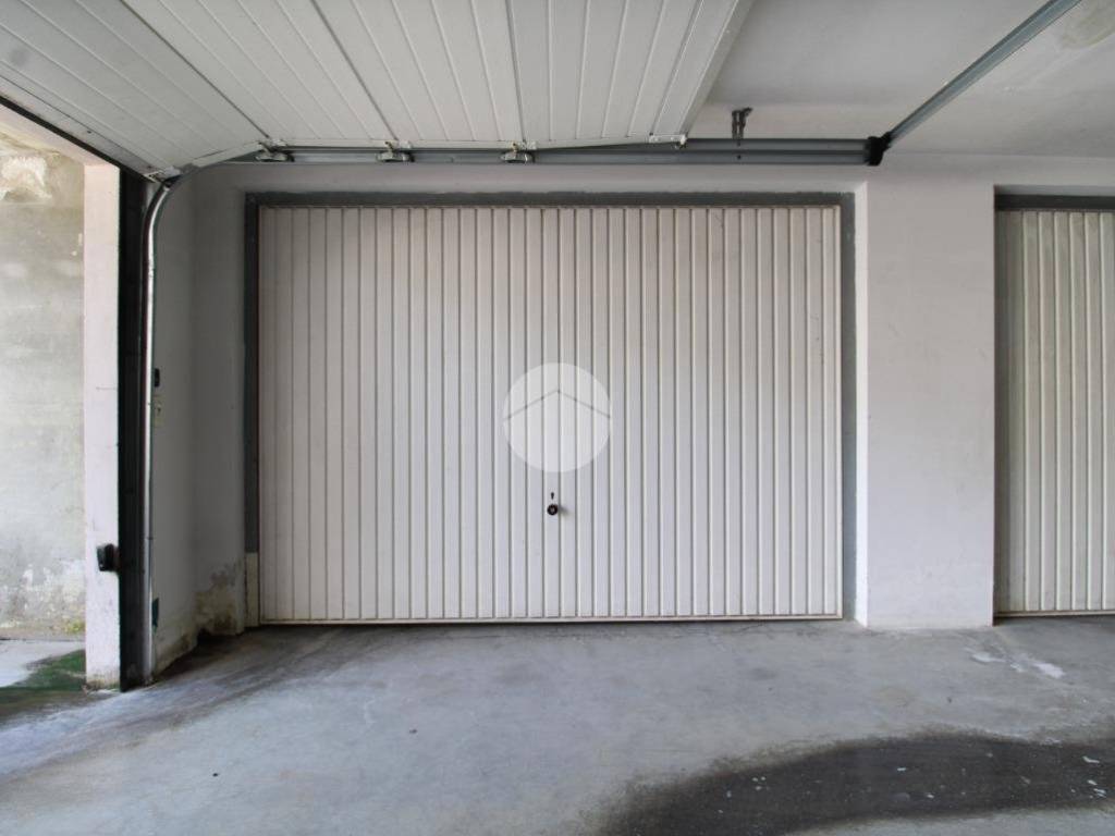 Box / garage a Pineto in Via Volturno, 11 - Foto 4