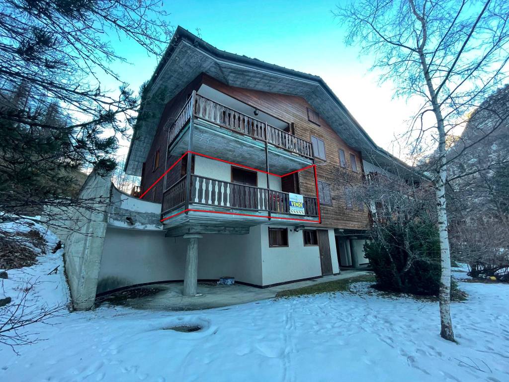 Appartamento a Gressoney-la-trinitè in Località Underwoald - Foto 2