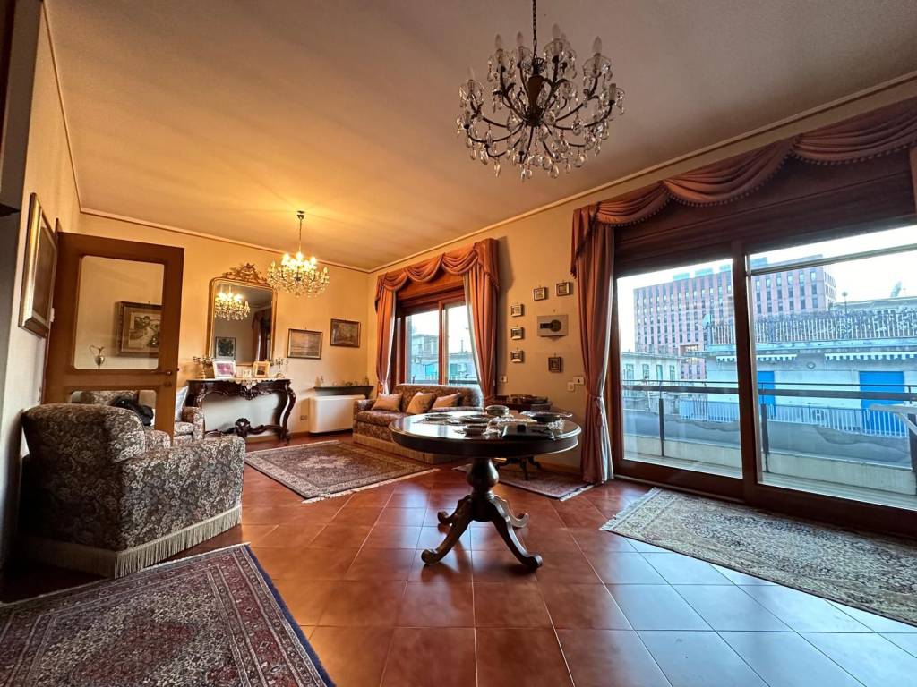 Appartamento a Salerno in Via Luigi Guercio - Foto 4