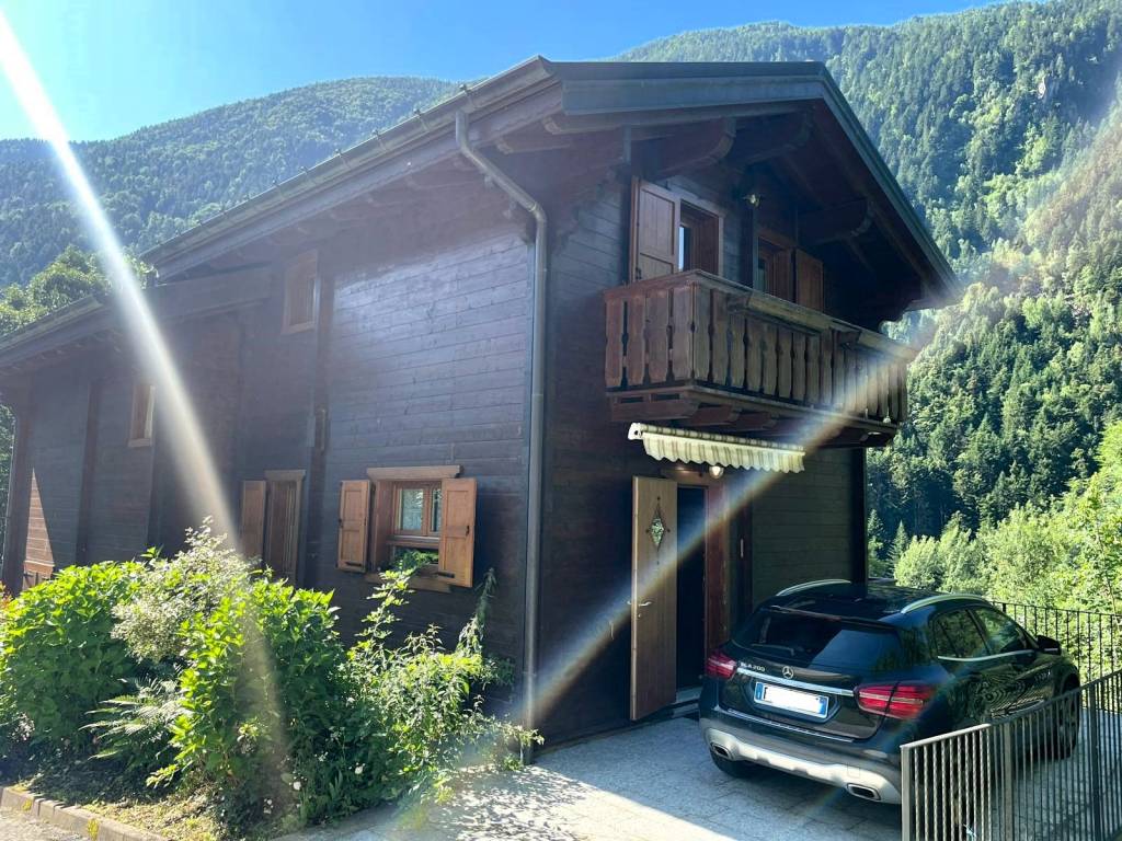 Villa a Vanzone con san carlo in Località Valleggio - Foto 3