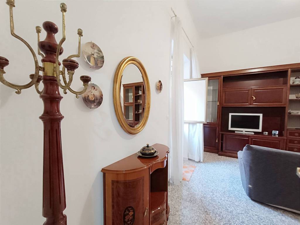 Appartamento a Brindisi in Via Monte San Michele - Foto 3
