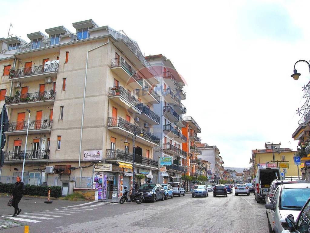 Appartamento a Agropoli in Viale Risorgimento - Foto 2