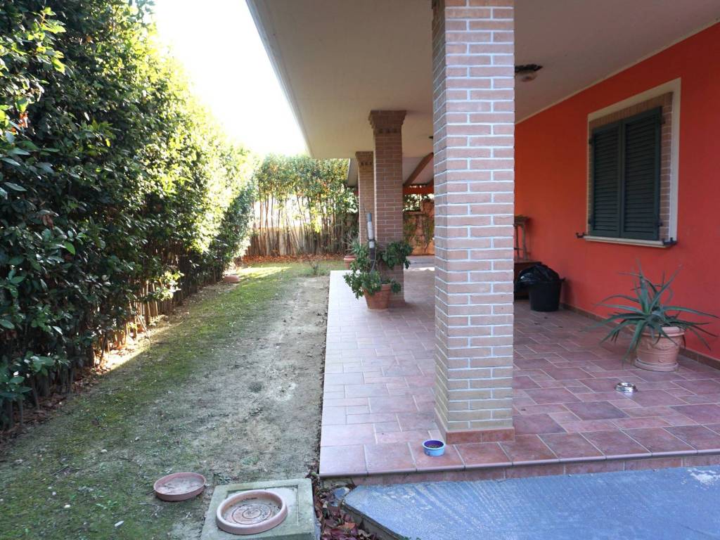 Villa a Tortoreto in Via Badette, 5 - Foto 4