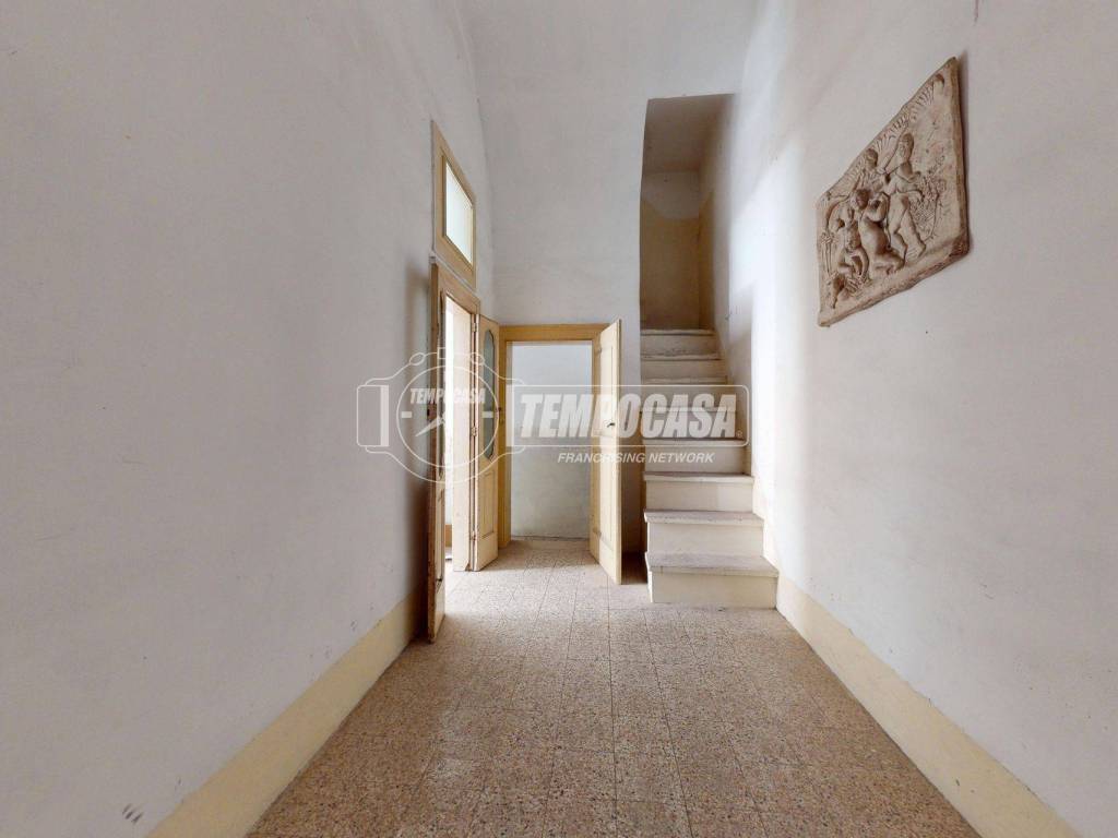 Casa indipendente a Conversano in Via Laruccia Giovanni - Foto 4