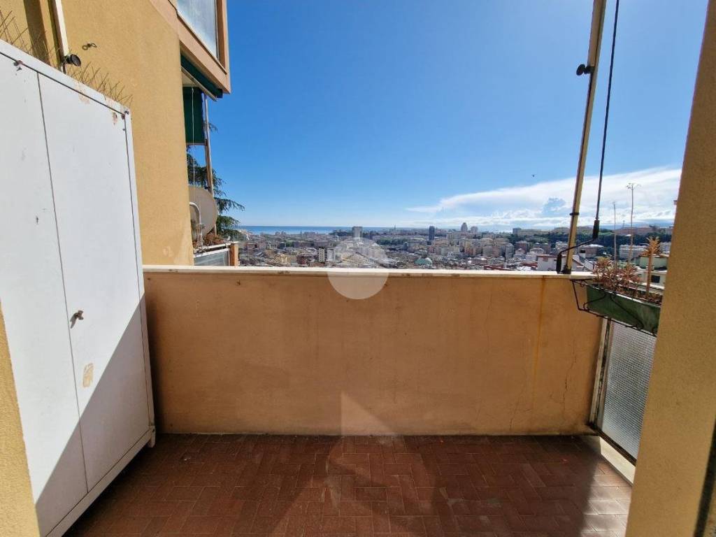 Appartamento a Genova in Via Giovanni Amarena, 27 - Foto 4