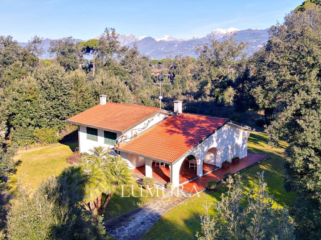 Villa a Pietrasanta in Via Torino, 62 - Foto 5