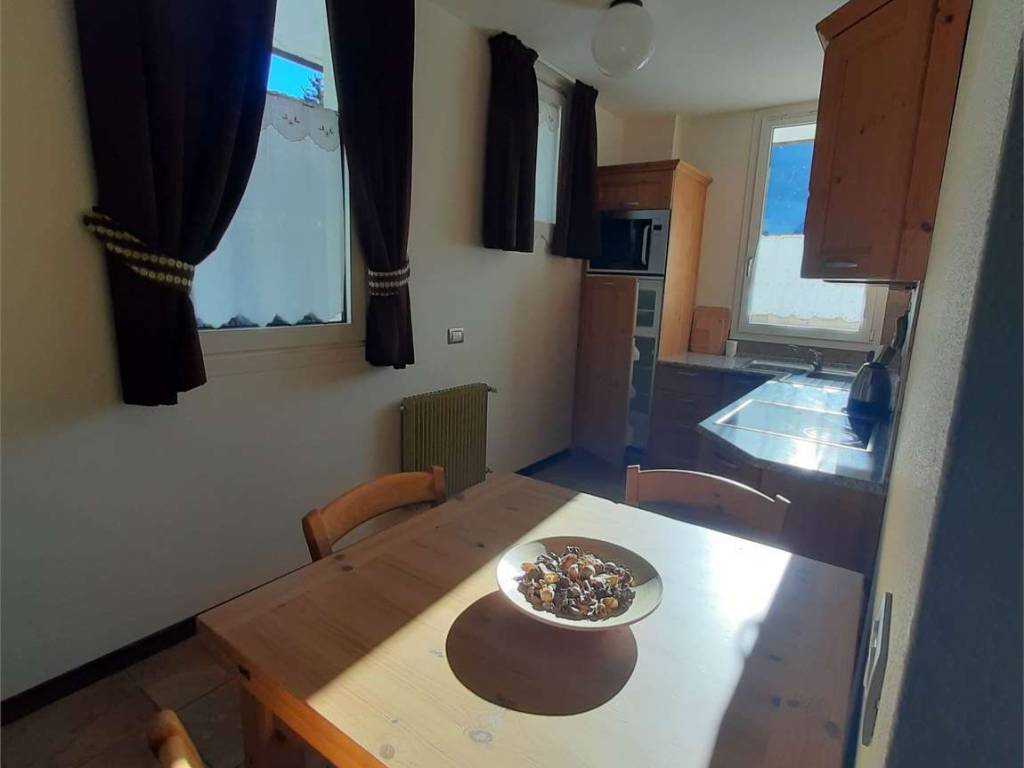 Appartamento a Bormio in Via Fiorini , 4 - Foto 3
