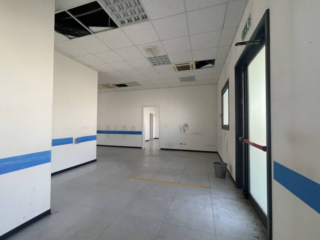 Immobile a Cento in Via Commercio, 41 - Foto 3