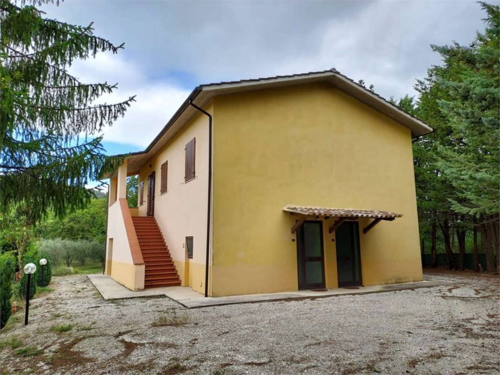 Rustico / casale a Gubbio - Foto 2