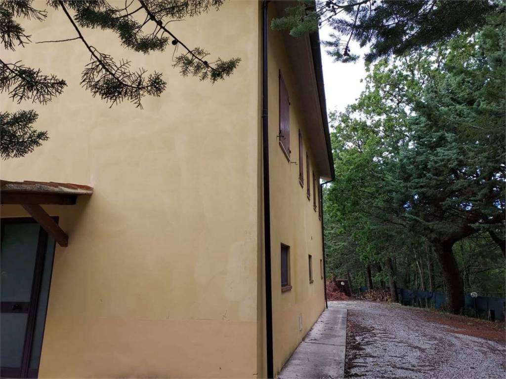 Rustico / casale a Gubbio - Foto 3