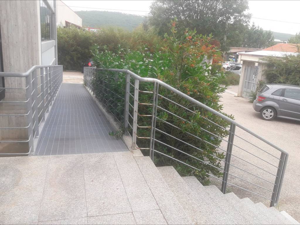 Palazzo / stabile a L'aquila in Via Ulisse Nurzia - Foto 2