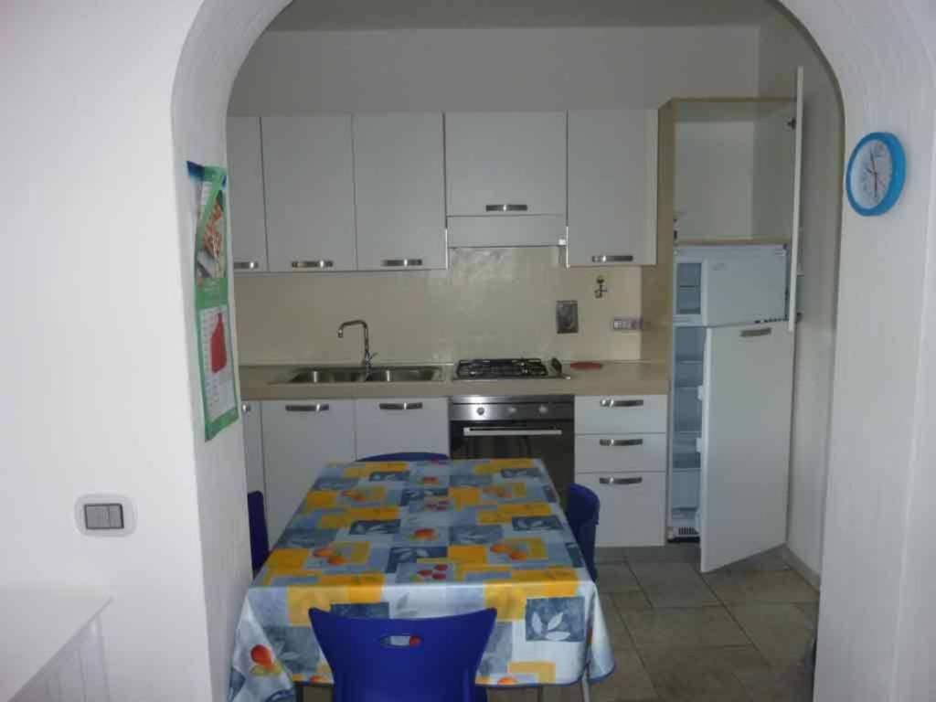 Appartamento a Loiri porto san paolo in Strada Statale 125 Orientale Sarda S.N.C. - Foto 5