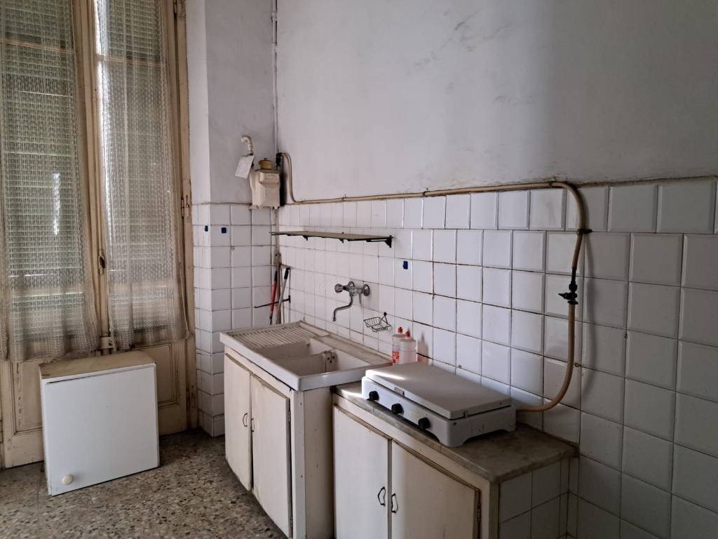 Appartamento a Alessandria in Piazza Giuseppe Garibaldi, 48 - Foto 4
