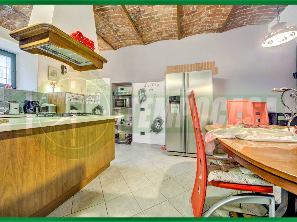 Casa indipendente a Sangiano in Via Monte Pasubio - Foto 3